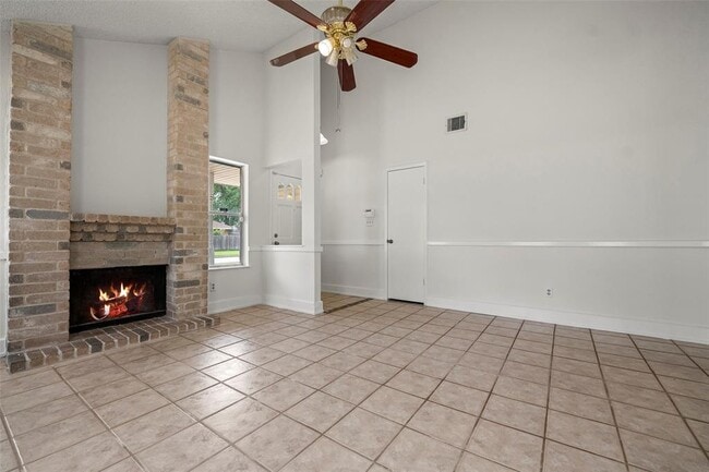 Building Photo - 23419 Prairie Bird Dr