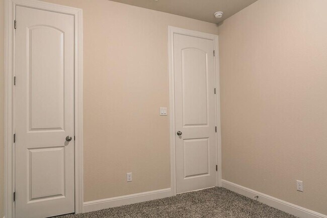 Building Photo - 2748 Enza Ct
