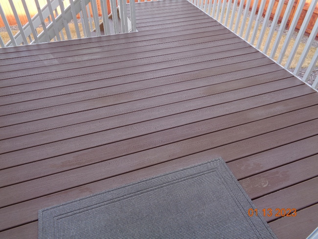 Building Photo - Main level living