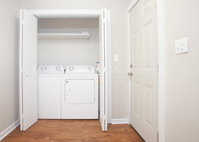 Building Photo - 3BR/2BA Great Location Downtown Wilmington Near Castle St - $1,750/month, pet friendly!*