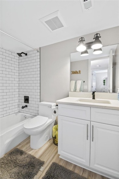 Building Photo - 8911 Blind Pass Rd