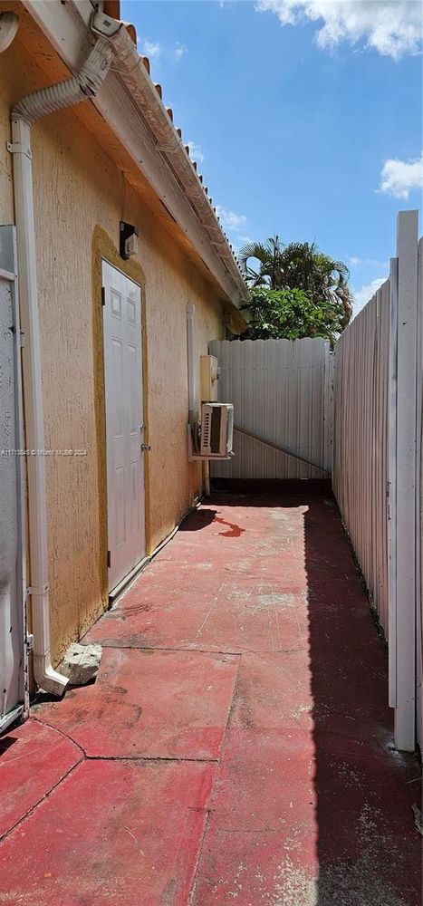Building Photo - 23065 SW 124th Ct