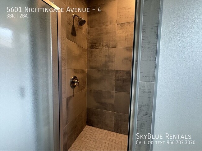 Building Photo - 5601 Nightingale Ave
