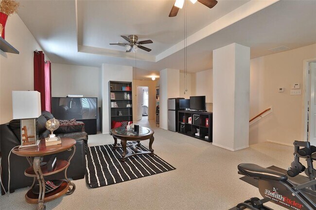 Building Photo - 21711 Cascade Hollow Ln