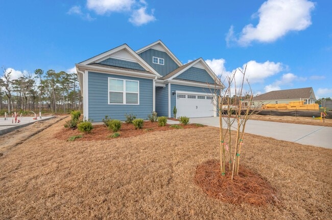 Building Photo - 514 Silky Oak Dr SE