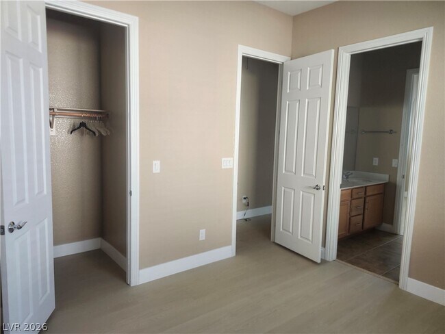 Building Photo - 10268 Cool Mist St