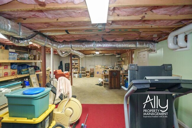 Building Photo - 2733 Southern Hills Ct