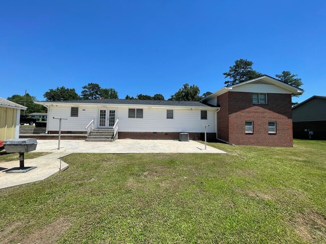 Building Photo - 51 Lyons Dr NW