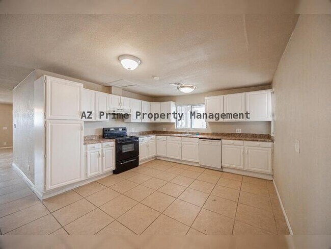 Building Photo - 2062 E Nancy Ln