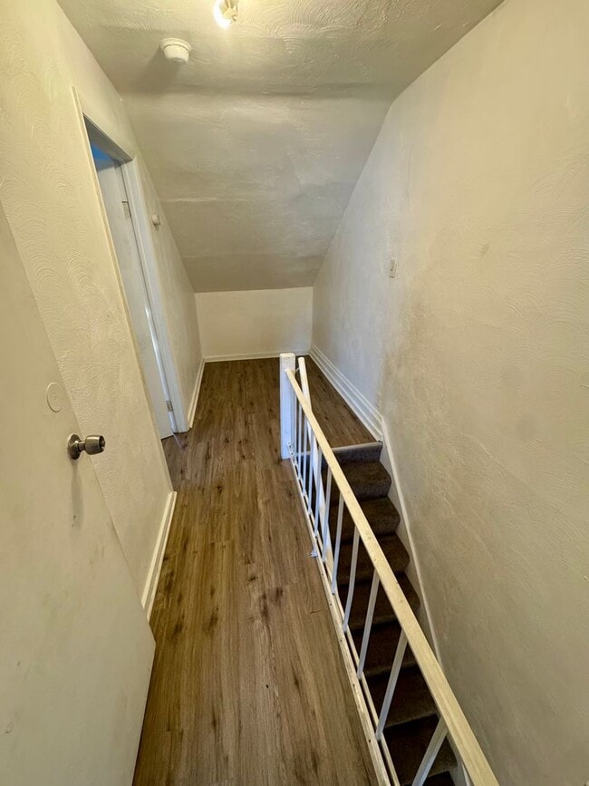 Building Photo - 2903 Stayton St