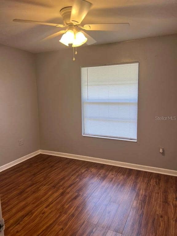 Building Photo - 4608 SW 44th Ln