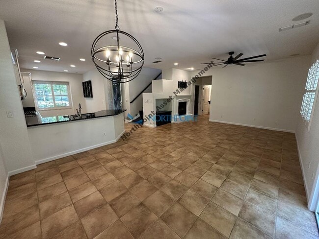 Building Photo - 4BR/3BA w/ Solar + Downstairs Bed/Bath in Whitney Oaks