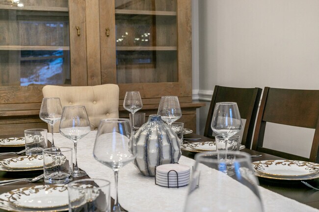 Building Photo - 3 Chapel Way