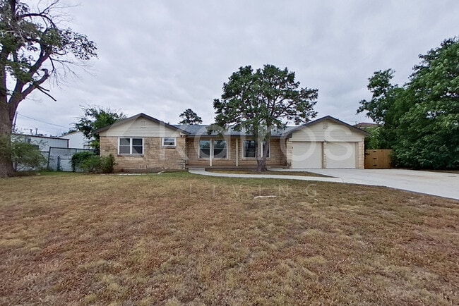 Building Photo - 5159 Arden Rd