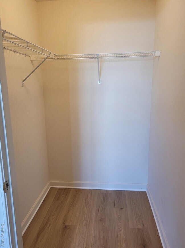 Building Photo - 266 Ruth Ct