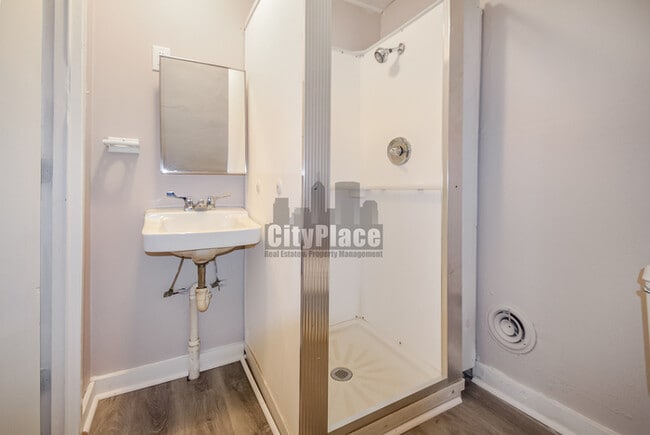 Building Photo - 2314 Union St