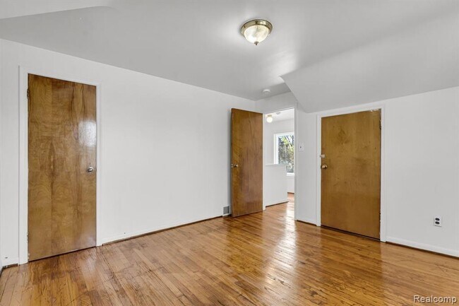 Building Photo - 18792 Old Homestead Dr