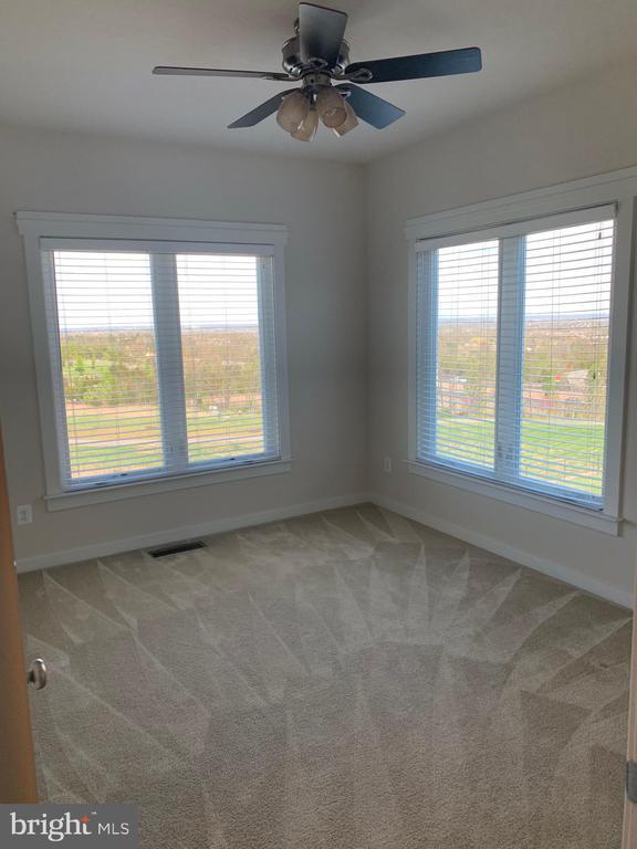 Building Photo - 21035 Ashburn Heights Dr