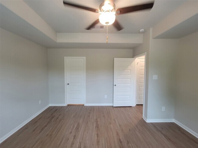 Building Photo - 11732 Whirlaway Dr