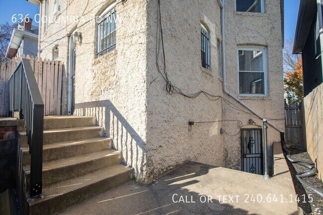Building Photo - 636 Columbia Rd NW