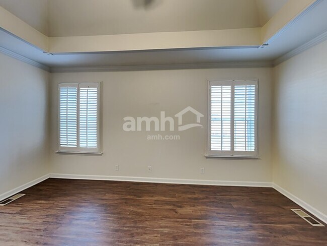Building Photo - 2711 Waywood Dr