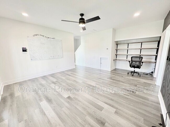 Building Photo - 211 Crooked Cedar Way