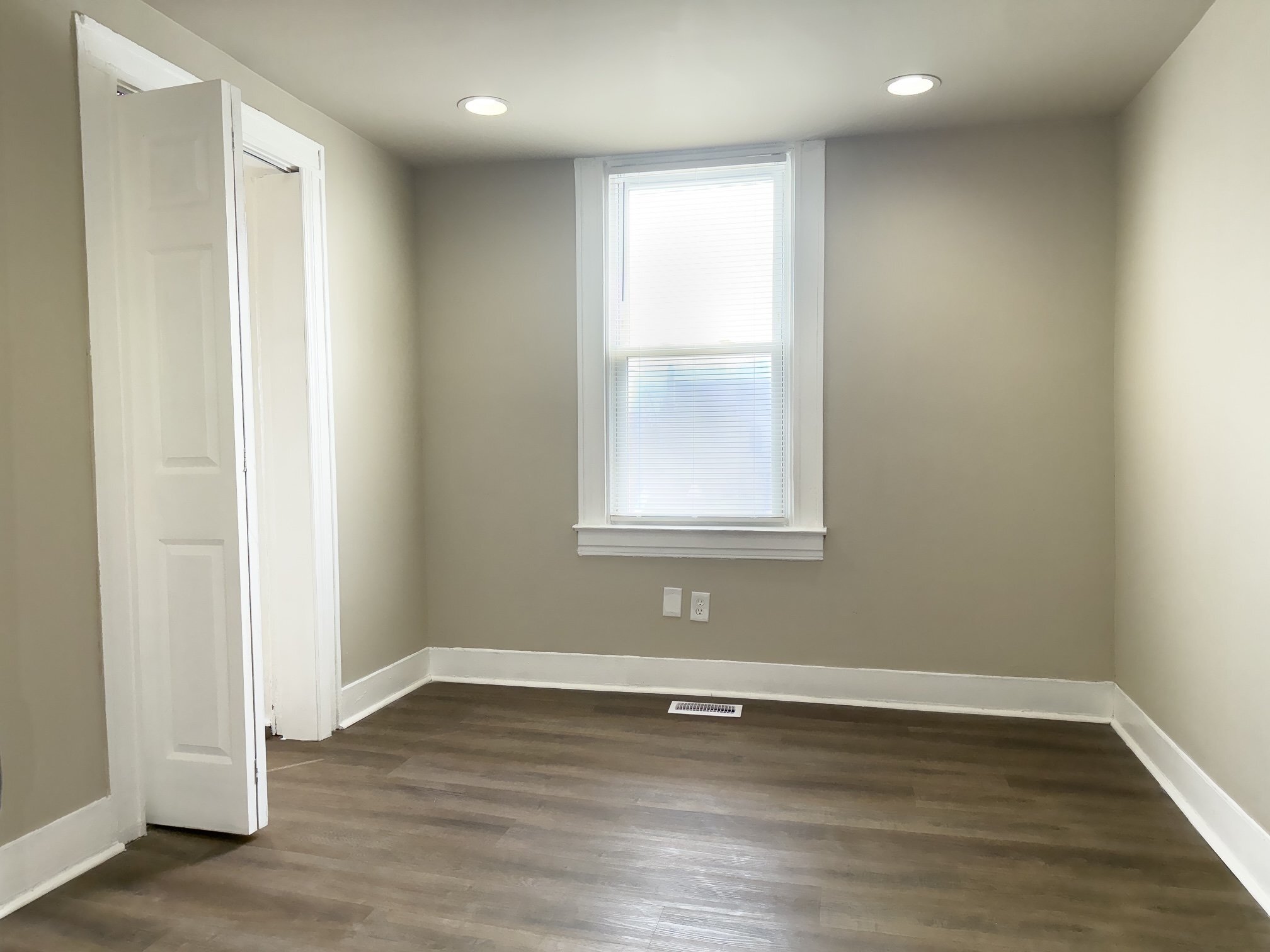 Building Photo - 123 Walnut Ave