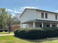 Building Photo - 1113 Peachtree St