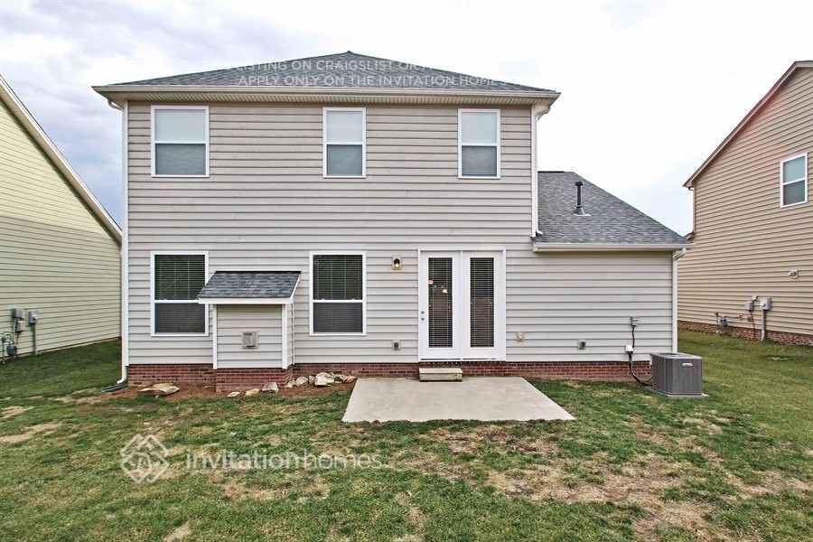 Building Photo - 1004 Baybrook Dr
