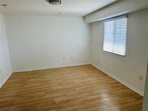 Building Photo - 2873 NE 185th St
