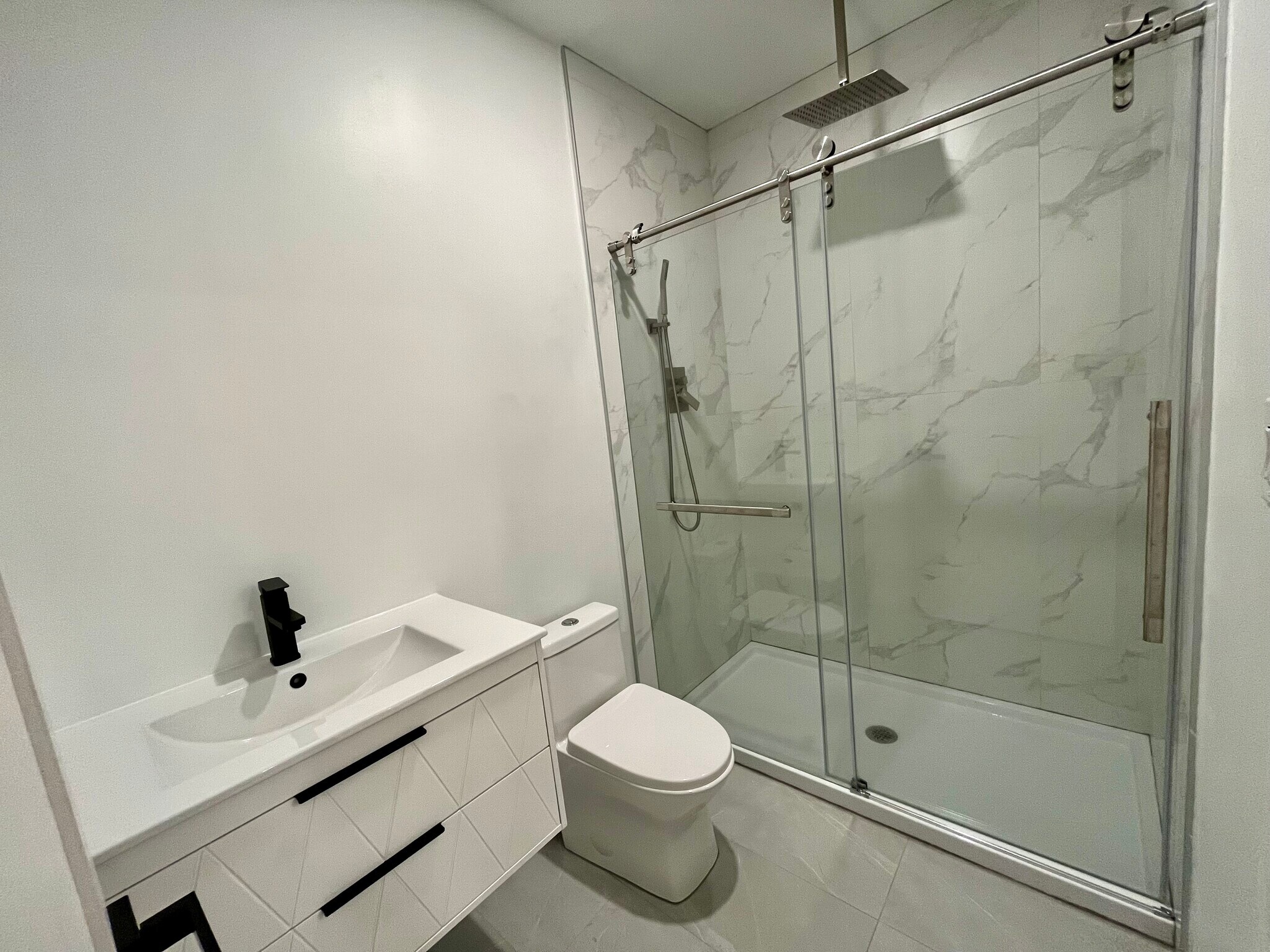 Building Photo - 6914 McLaren Ave