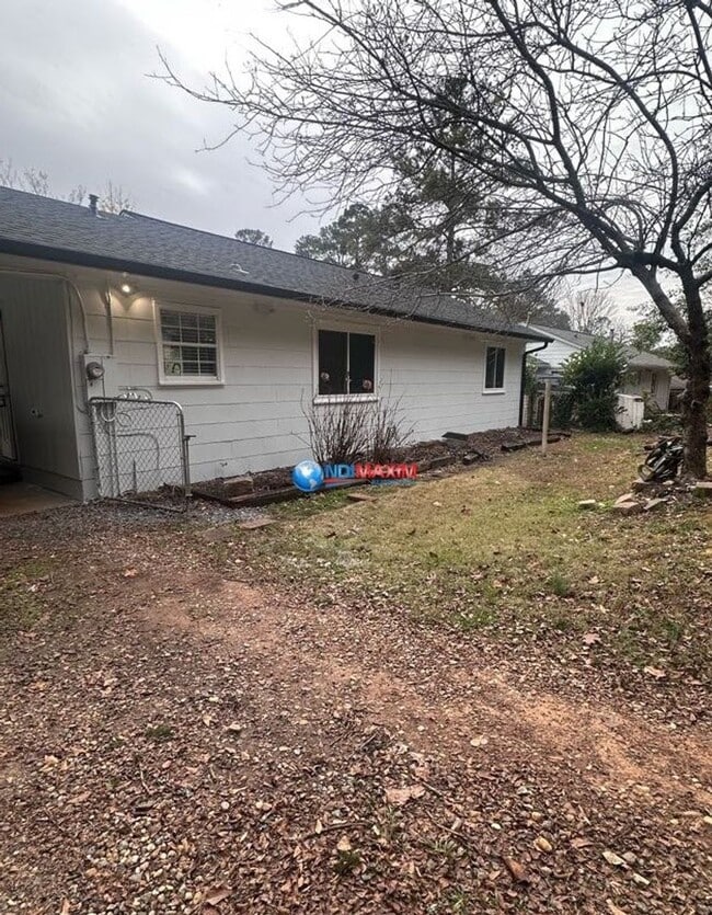 Building Photo - Great location newly RENOVATED ranch in Brookhaven