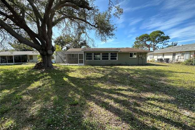 Building Photo - 1835 Neptune Dr