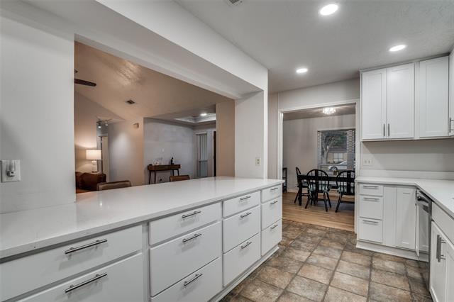 Building Photo - 1120 Seabrook Dr