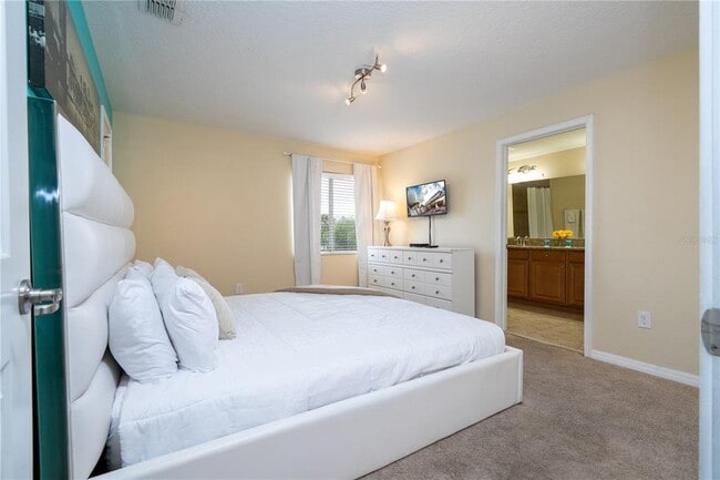 Building Photo - 4908 Clock Tower Dr