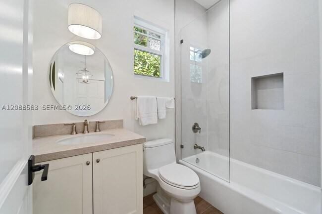 Building Photo - 5851 SW 77th Terrace