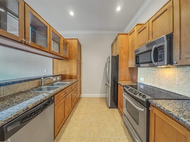 Building Photo - 1010 Rosine St