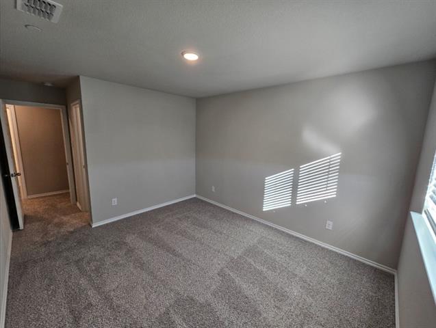 Building Photo - 2936 Baneberry Ln