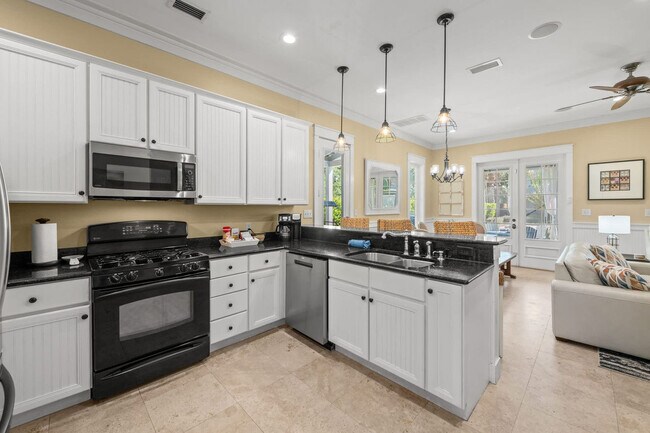 Building Photo - 2469 Bungalo Ln