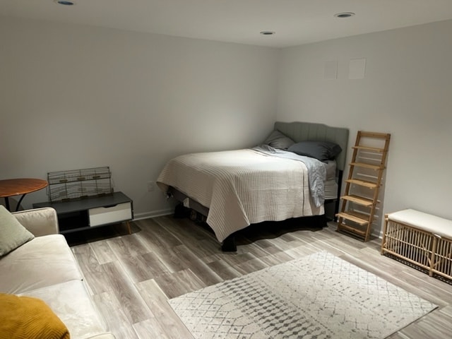 Bonus Room in lower level! - 3149 Berry Rd NE