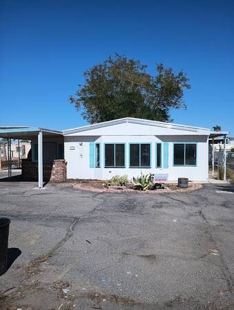 Primary Photo - 13554 E 45th St