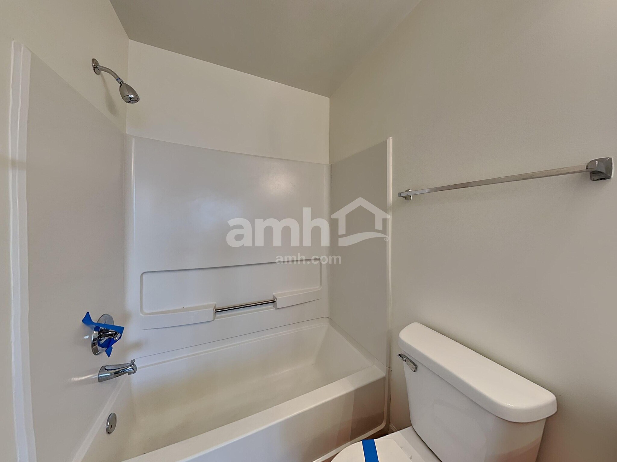 Building Photo - 2449 Emily Ln