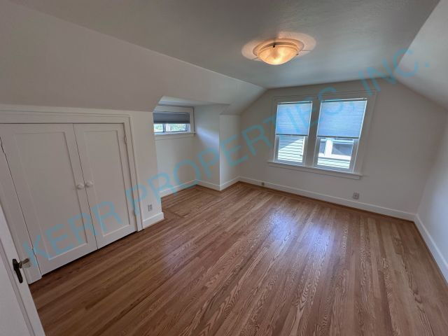 Building Photo - 110 NE 71st Ave
