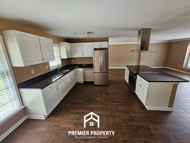 Building Photo - 2116 Rolling Valley Dr