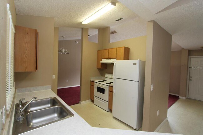 Building Photo - 2826 Kimberly Dr