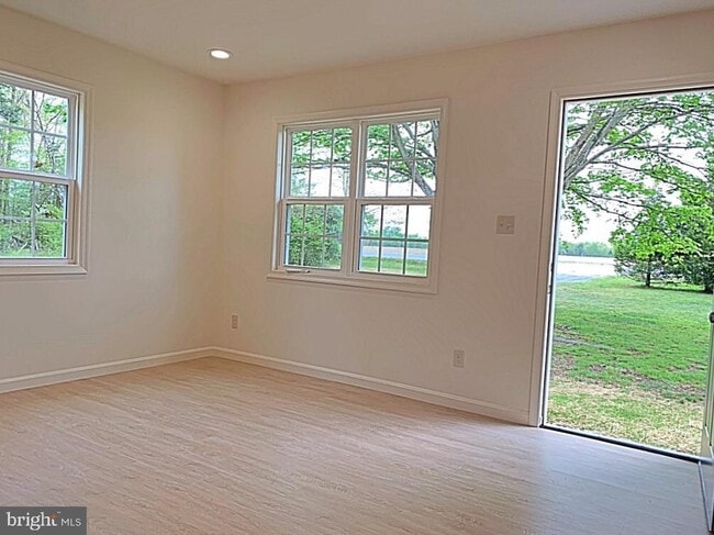 Building Photo - 22129 Indian Bridge Rd