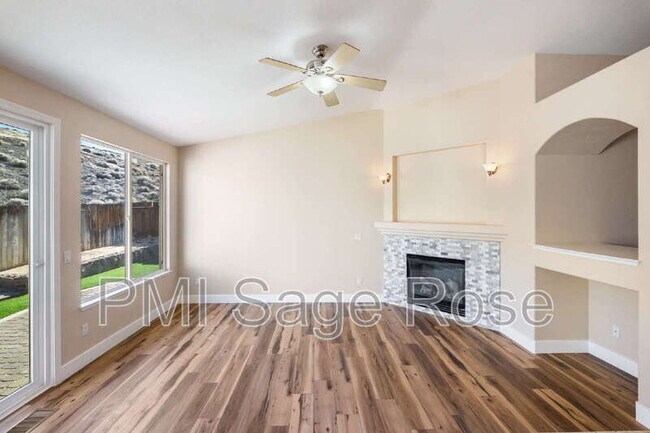 Building Photo - 4276 Talladega Dr