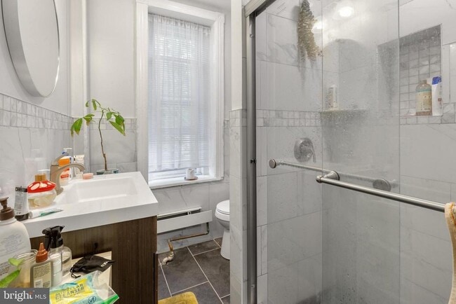 Building Photo - 4706 Warrington Ave