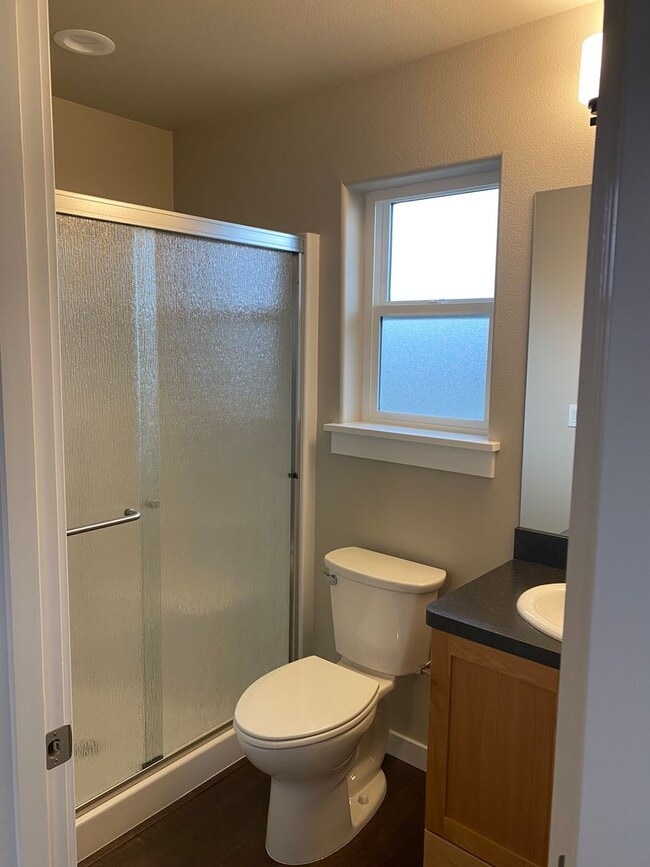 Building Photo - Brand New 2 Bedroom House in Green!
