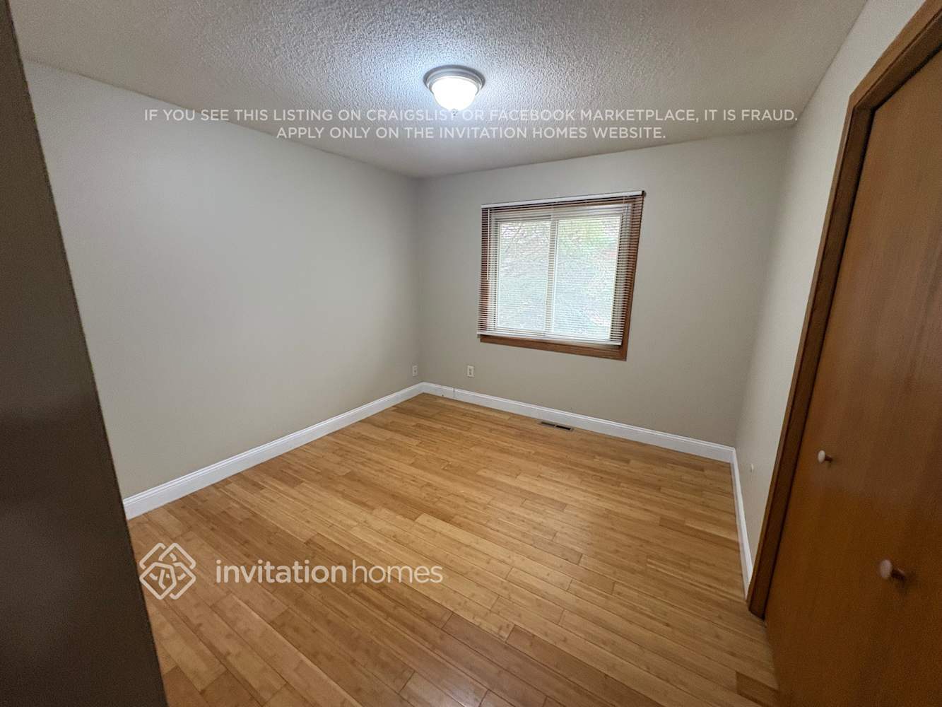 Building Photo - 7897 Kingsview Ln N